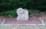memorial02